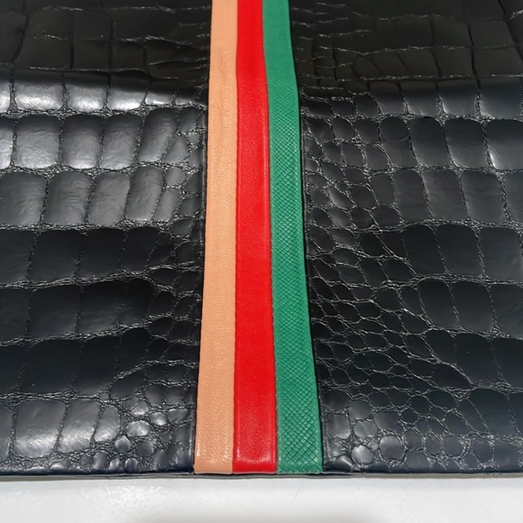 ⭐️Clare V. Foldover Leather Clutch—GORGEOUS!! Like New Condition Inside & Out! - Picture 5 of 12